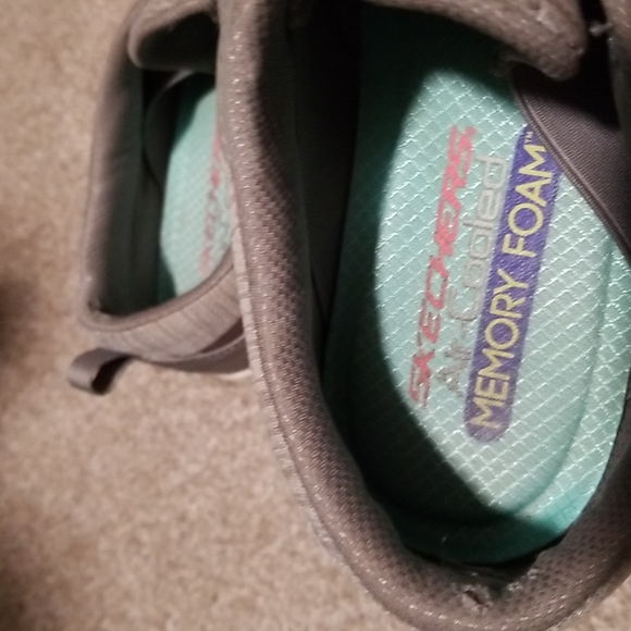 Skechers with memory foam. Size 10 - Picture 2 of 5
